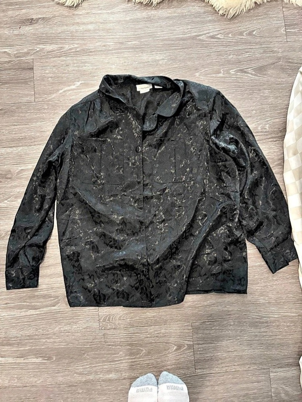 Vintage Lasting Comfort Floral Long Sleeve Top Black Size XL shoulder pads